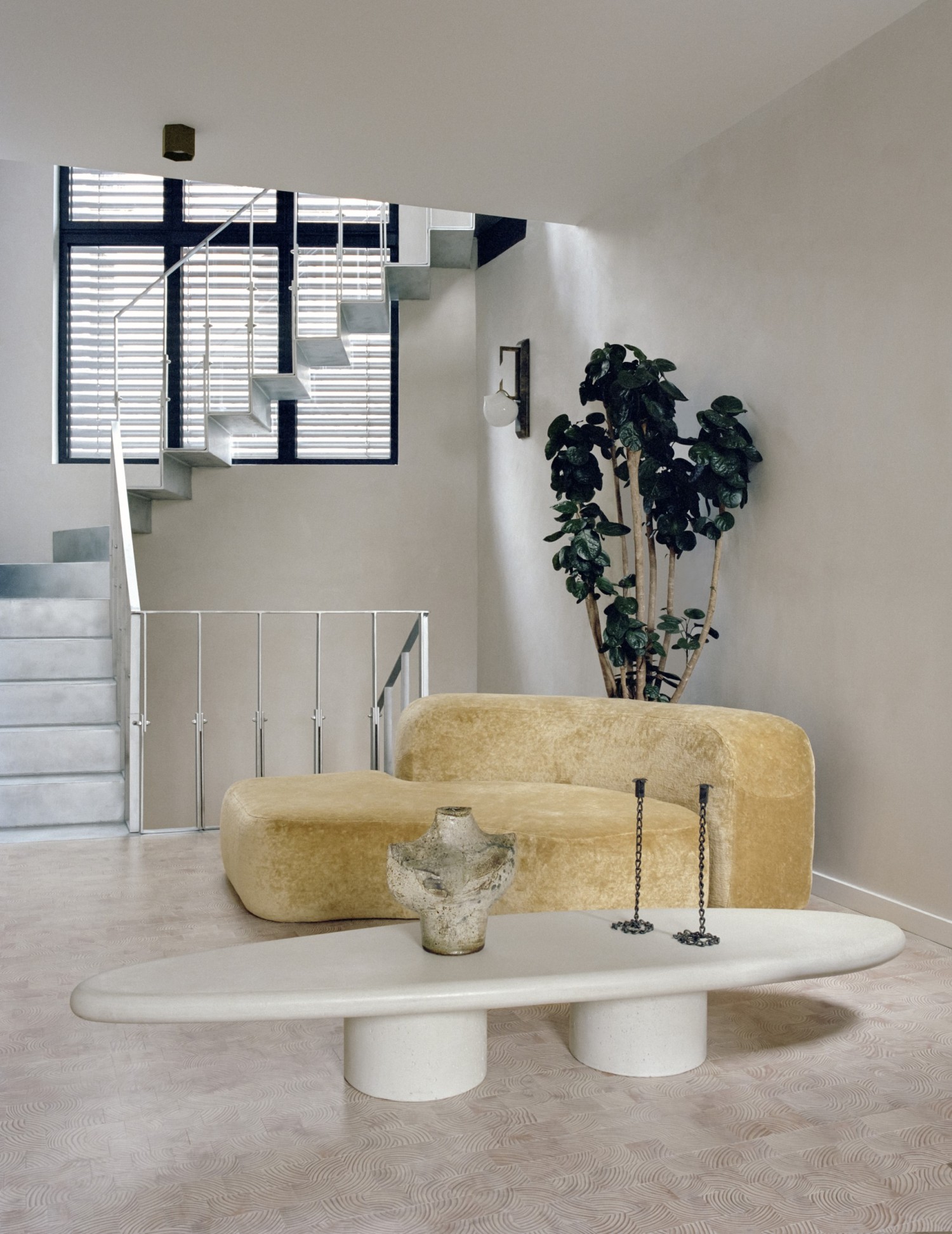 1_triplex-hauts-de-seine_corpus-studio_salon-c-photos-by-christophe-coenon.jpg