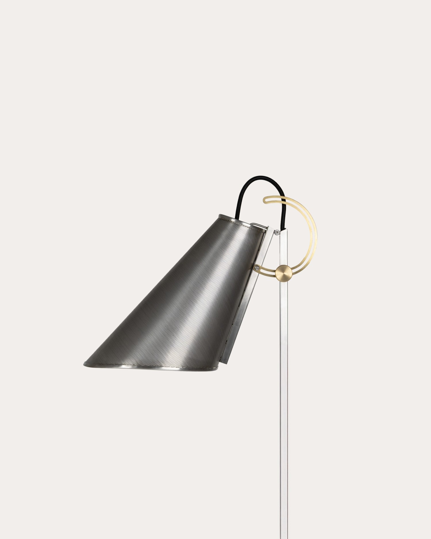 lampadaire-compas-dans-l-oeil-detail.jpg