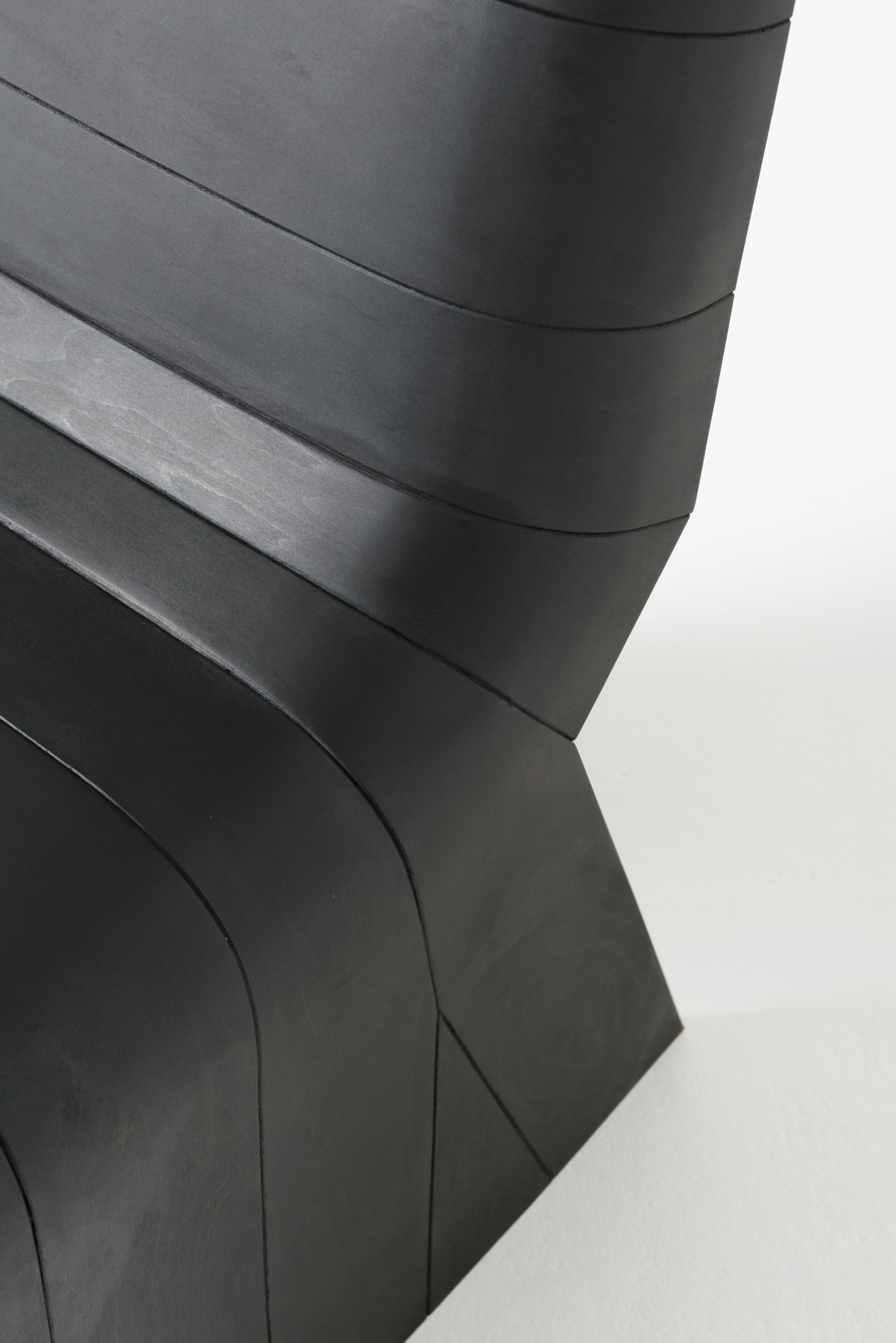 luca_brichetziegler_wildchairs_morgane-le-gall_3.jpg